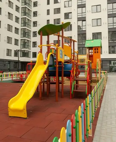 outdoor-playground-equipment-img